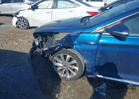 2017 Hyundai Sonata Sport z USA, uszkodzony, nr VIN 5NPE34AF5HH570548